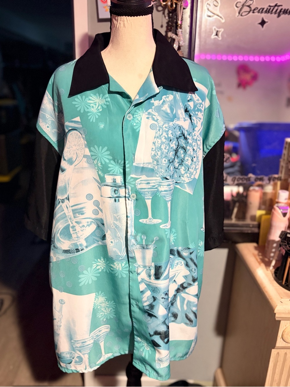 NWOT City Impact Teal Graphic Casual Button-Down- XL
